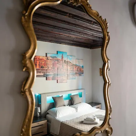 Dimora Del Borgo Genovese Aquarium Apartment *